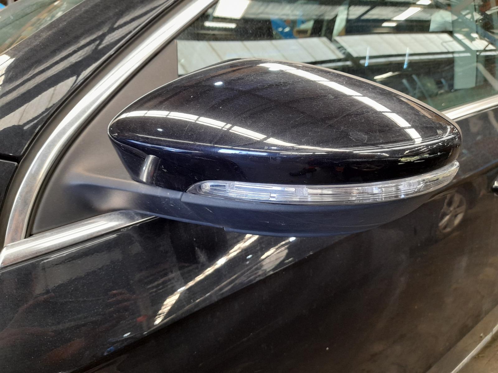 View Auto part Left Guard Volkswagen Passat 2011