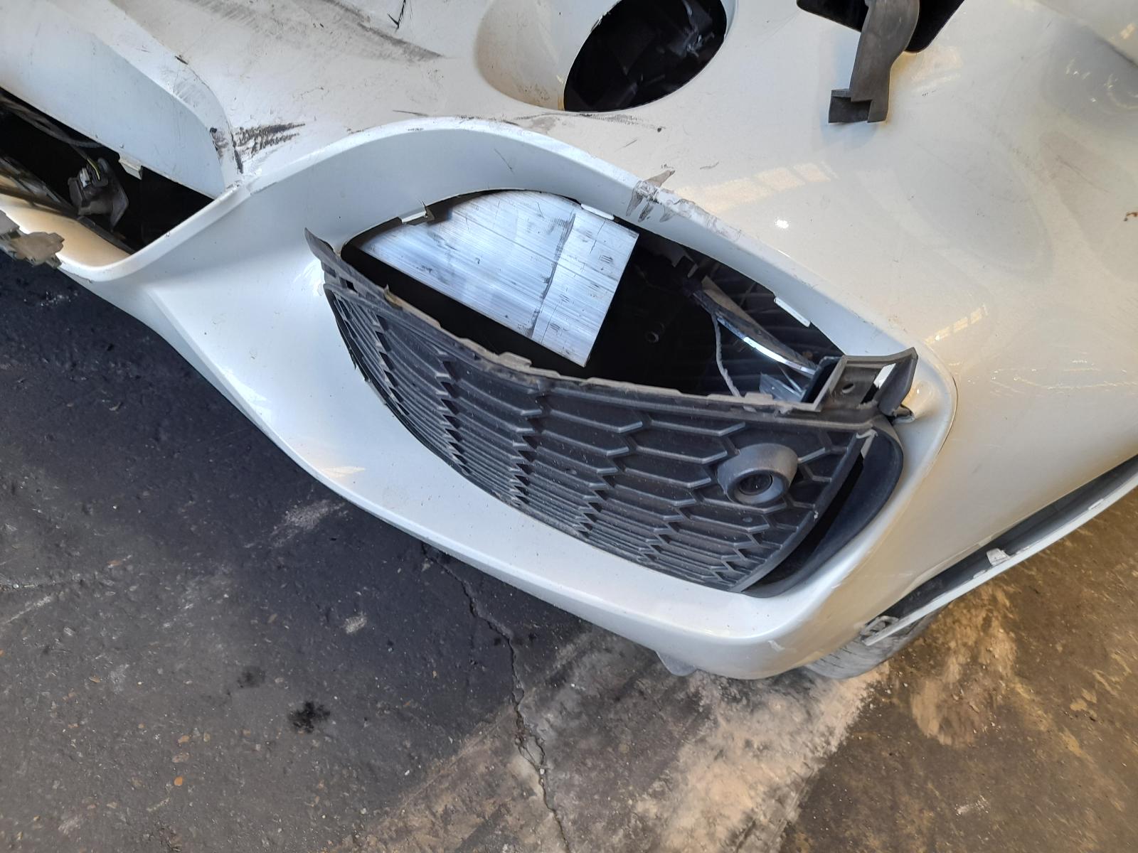 View Auto part Left Rear Side Glass Bmw X5 2014