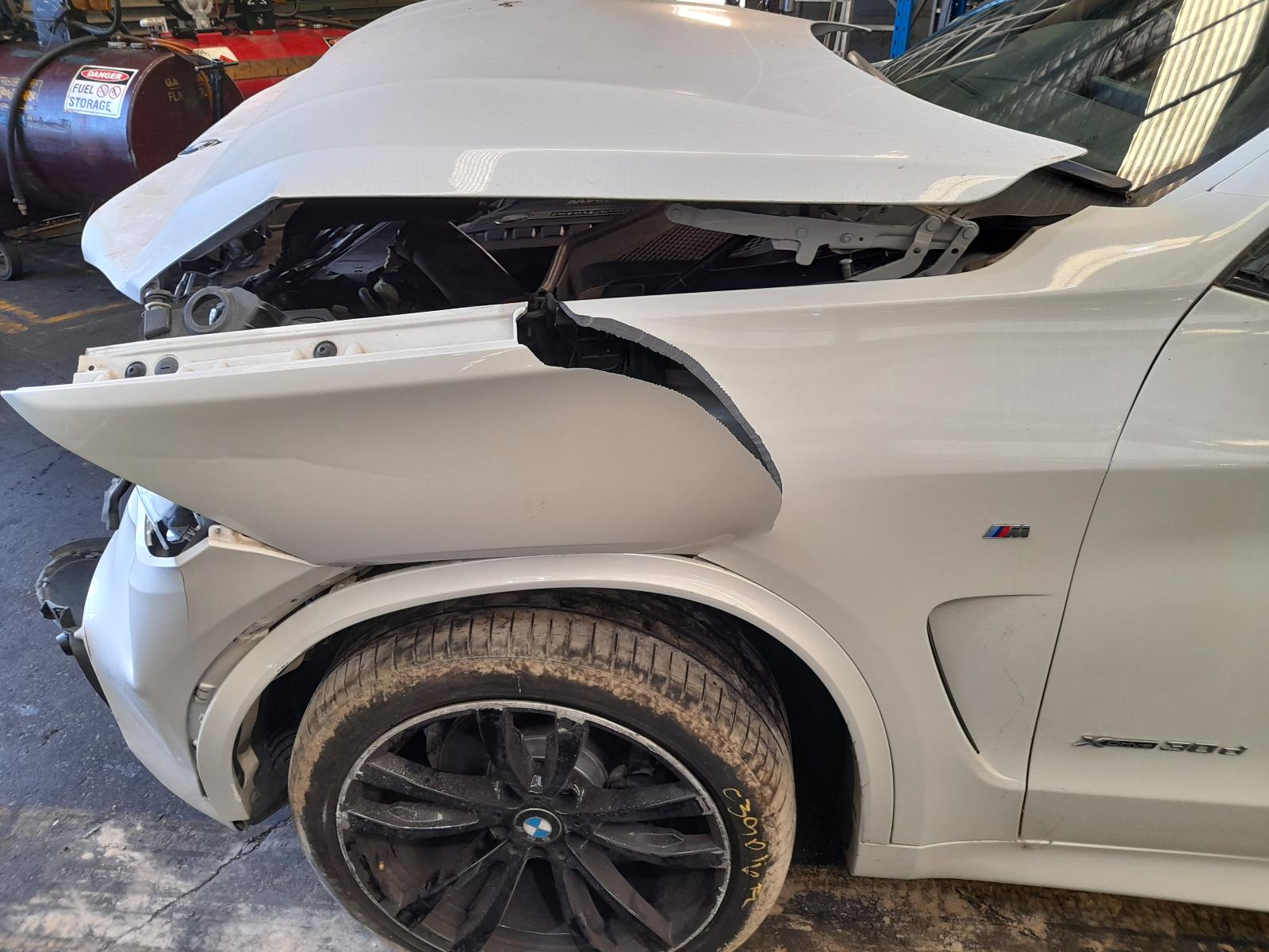 View Auto part Left Rear Side Glass Bmw X5 2014