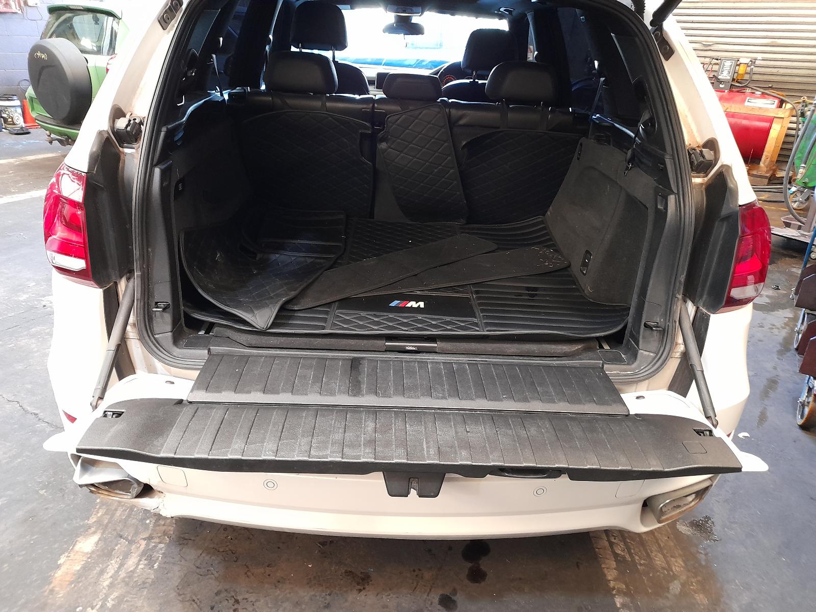 View Auto part Left Rear Side Glass Bmw X5 2014