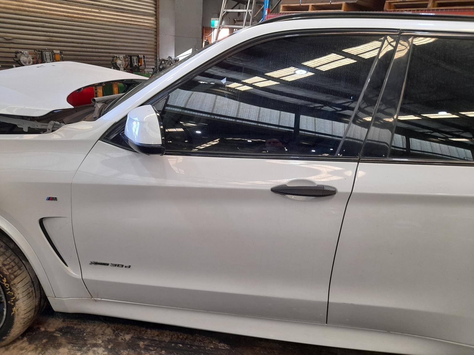 View Auto part Left Rear Side Glass Bmw X5 2014