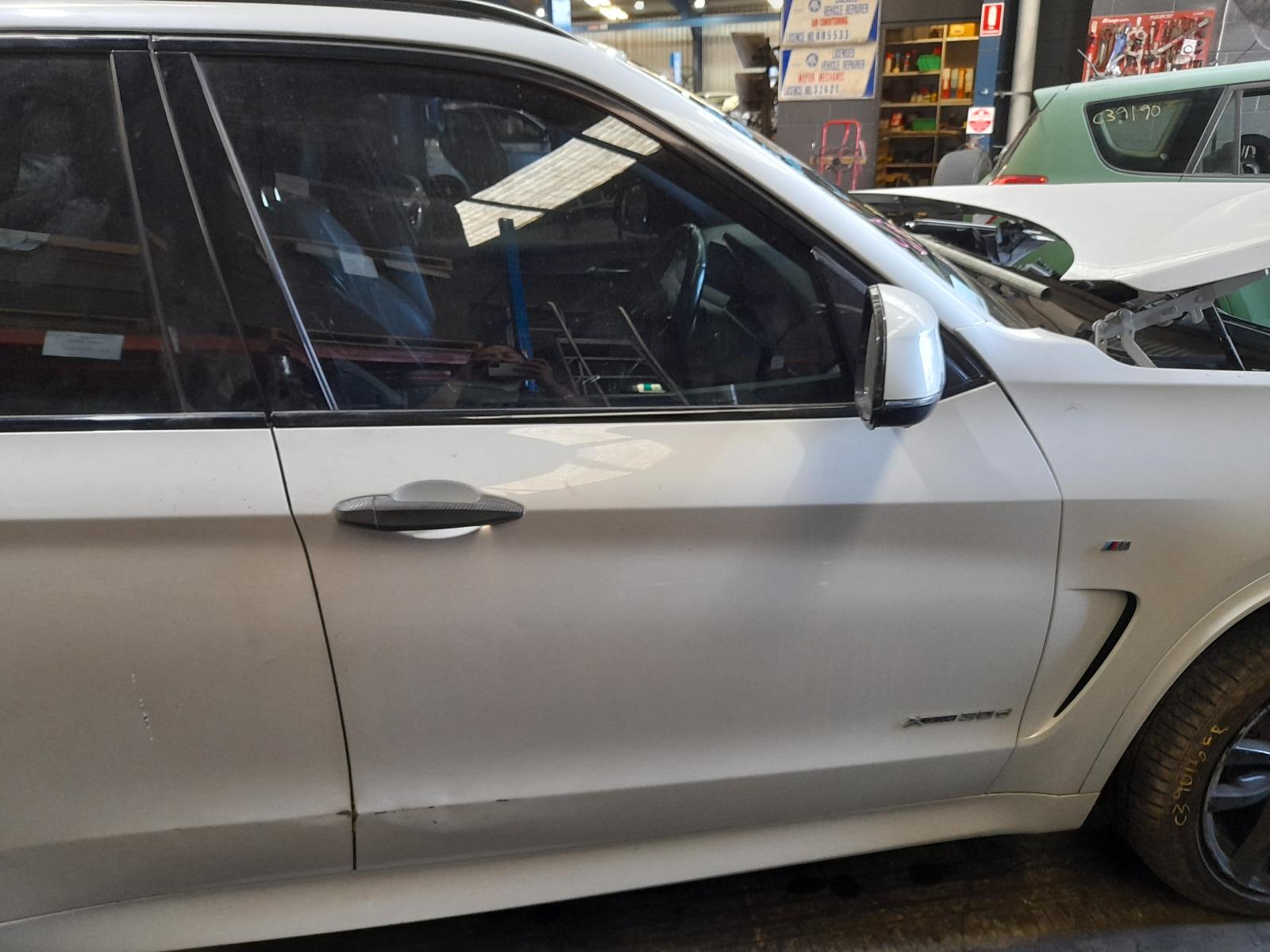 View Auto part Left Rear Side Glass Bmw X5 2014