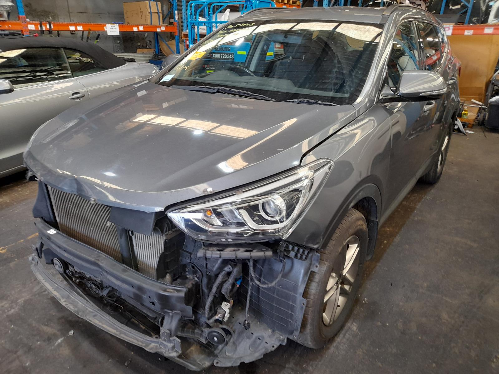 View Auto part Right Headlamp Hyundai Santa Fe 2017