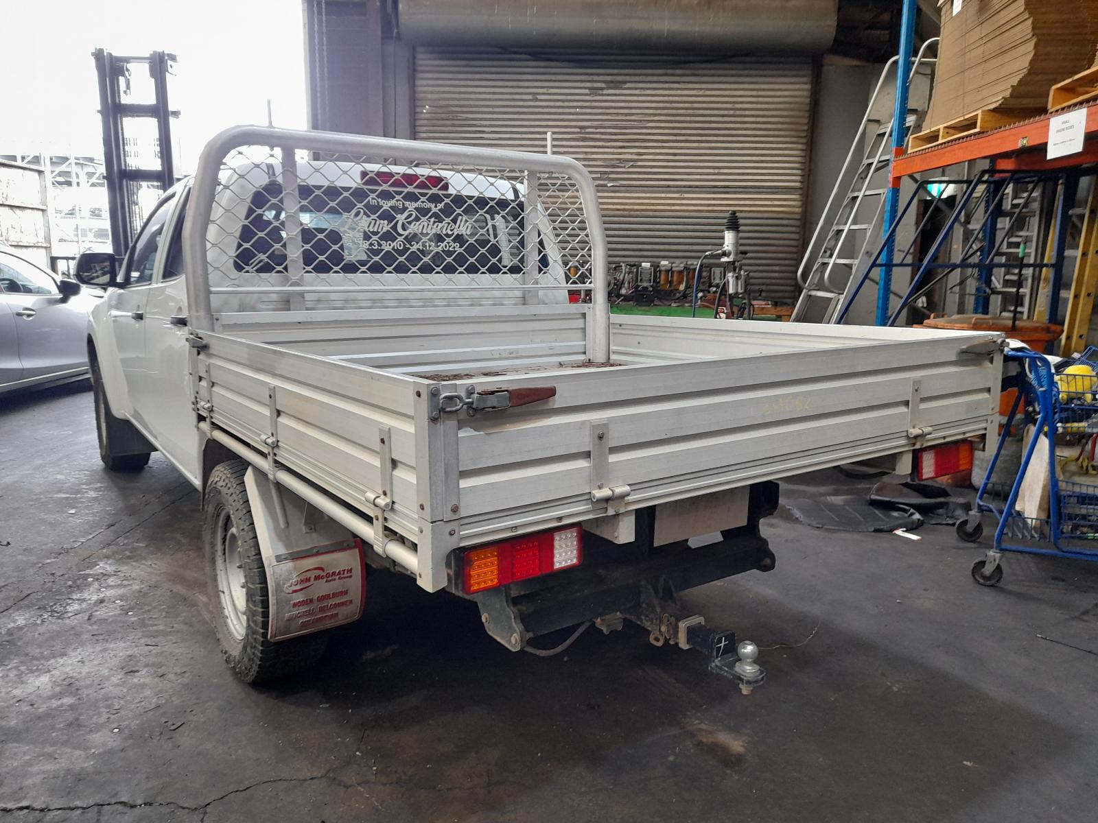 2013 Isuzu Dmax Throttle Body View Auto part Throttle Body Isuzu Dmax 2013