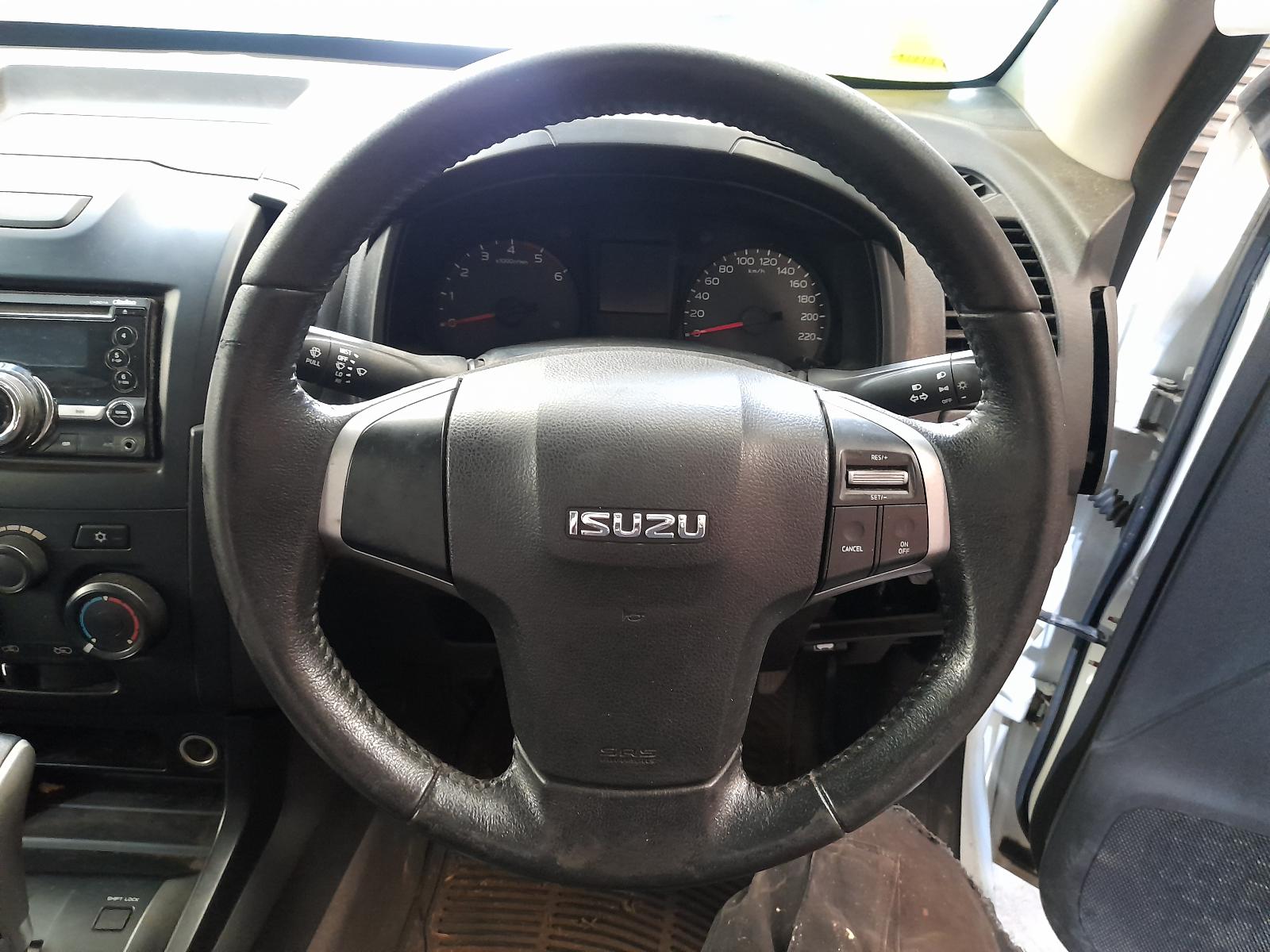 2013 Isuzu Dmax Throttle Body View Auto part Throttle Body Isuzu Dmax 2013