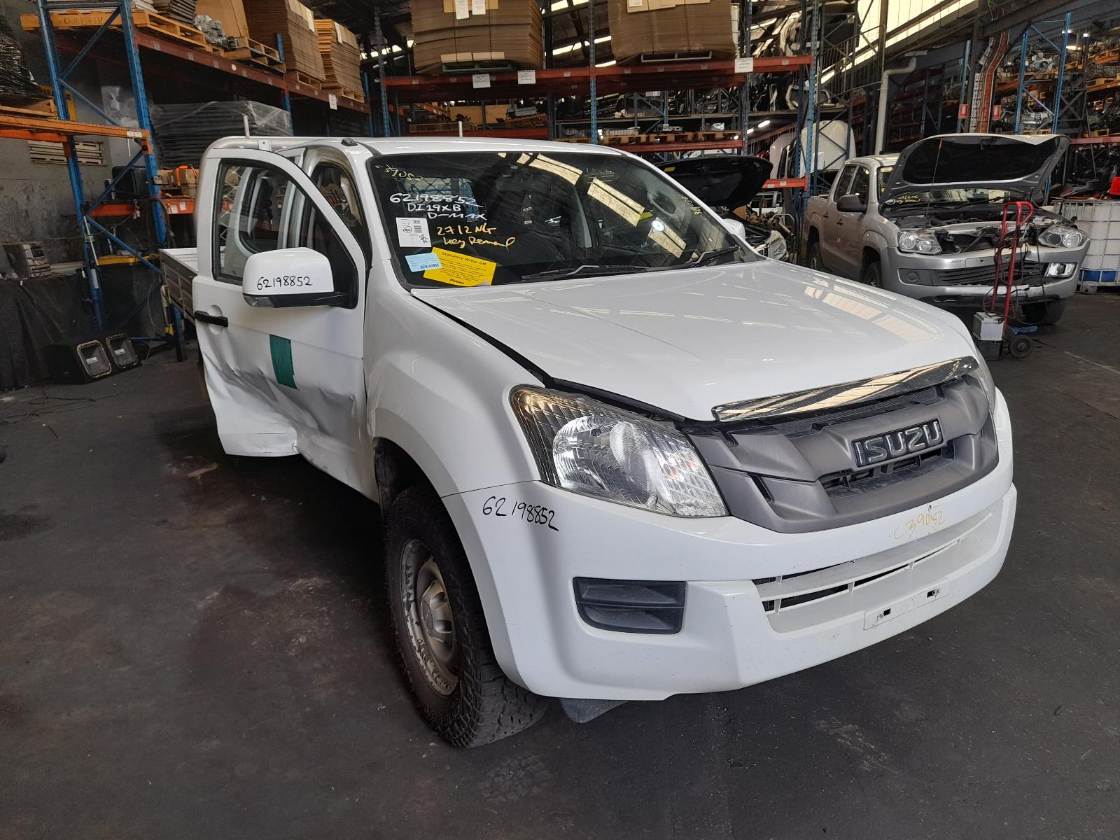 2013 Isuzu Dmax Throttle Body View Auto part Throttle Body Isuzu Dmax 2013