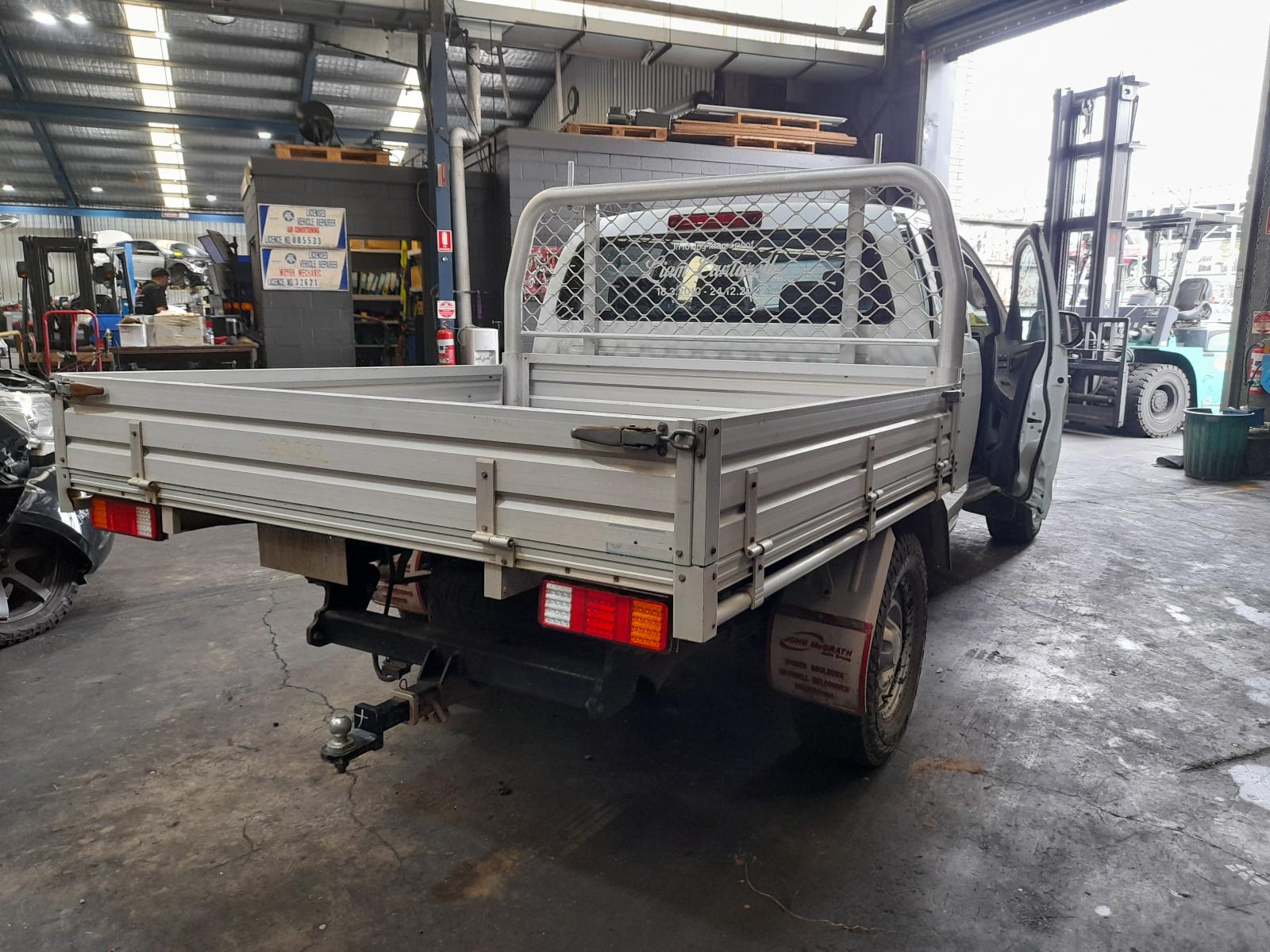 2013 Isuzu Dmax Throttle Body View Auto part Throttle Body Isuzu Dmax 2013