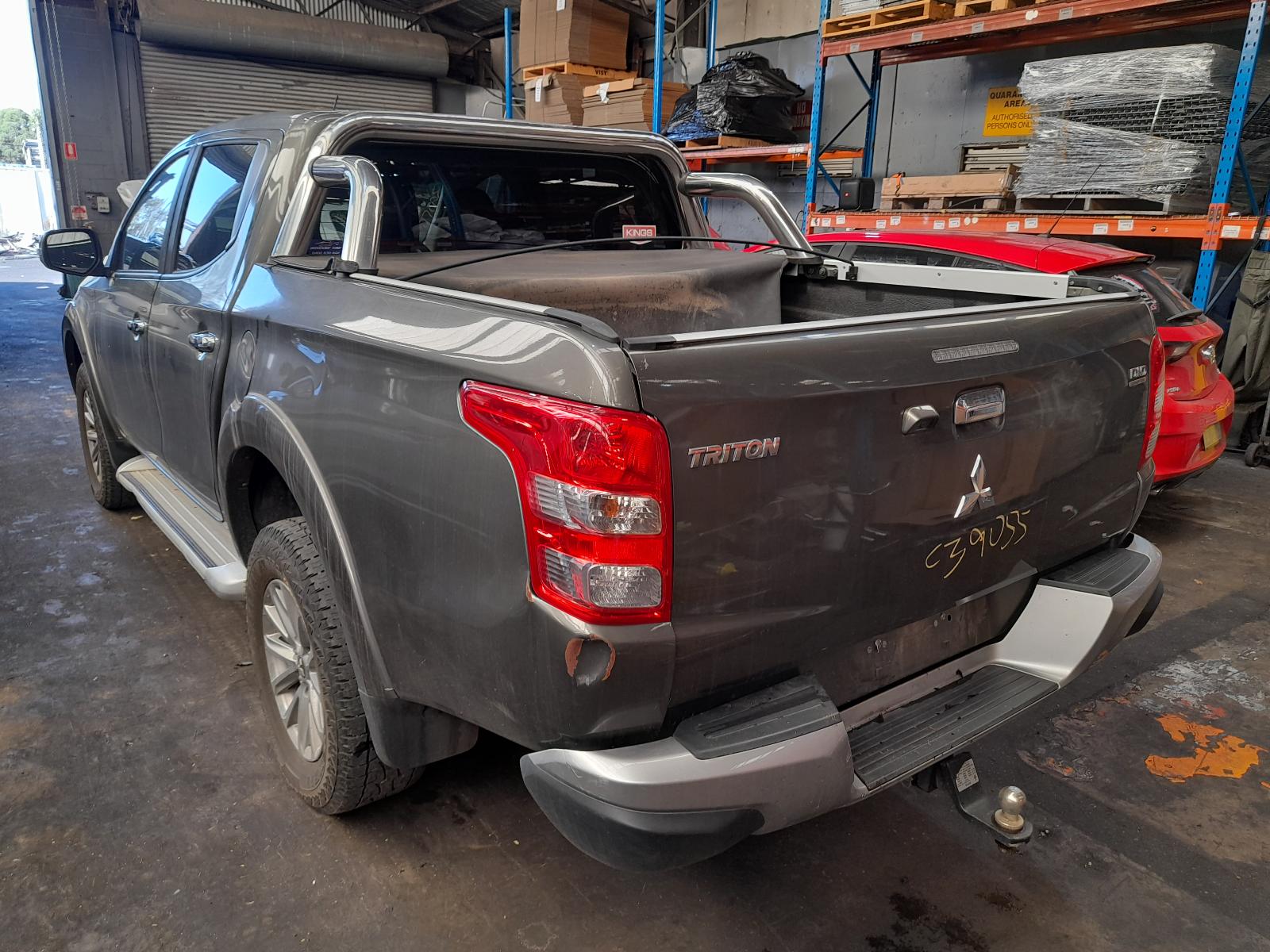 View Auto part Engine Mitsubishi Triton 2016