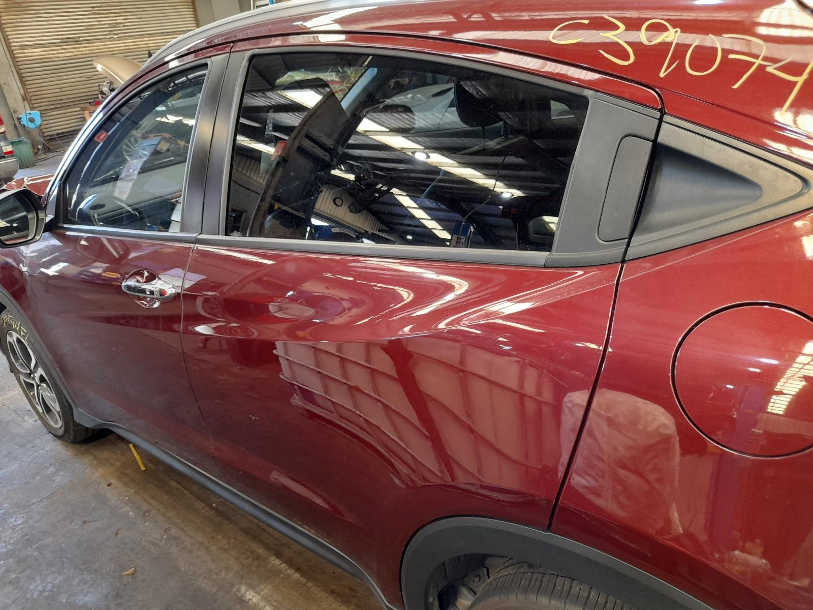 View Auto part Right Front Window Reg/Motor Honda Hrv 2017