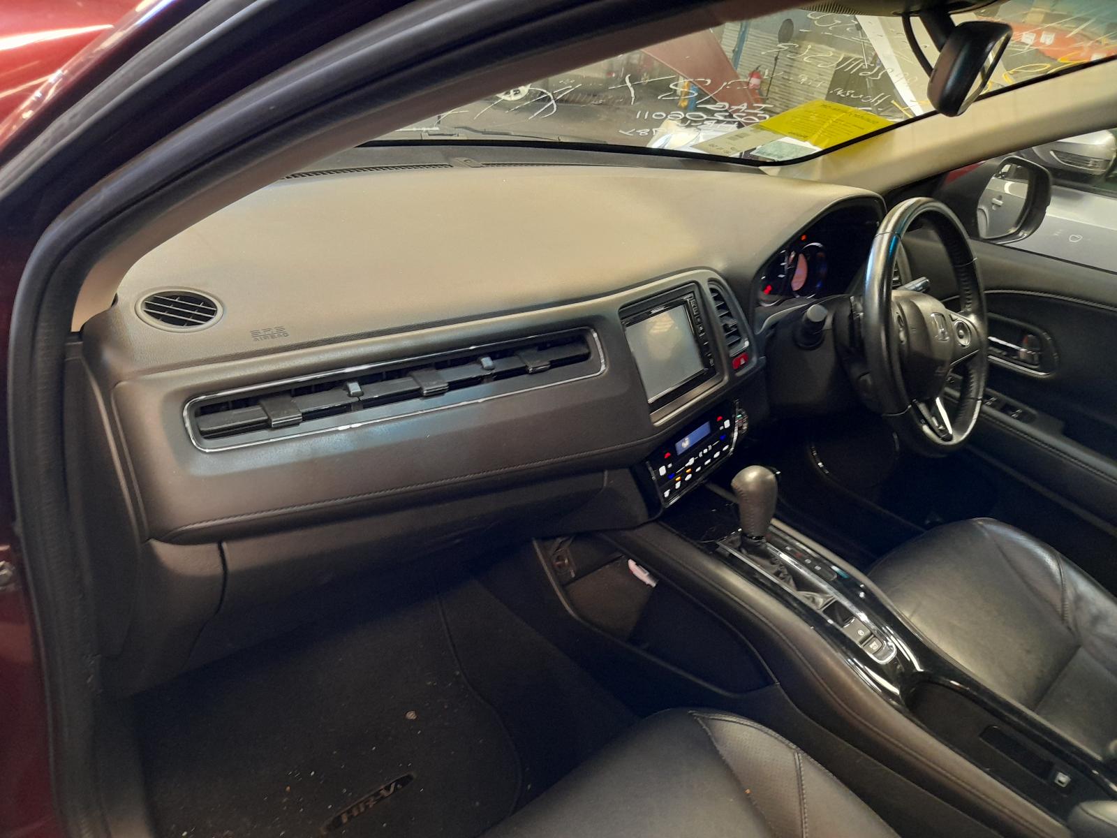 View Auto part Right Front Window Reg/Motor Honda Hrv 2017