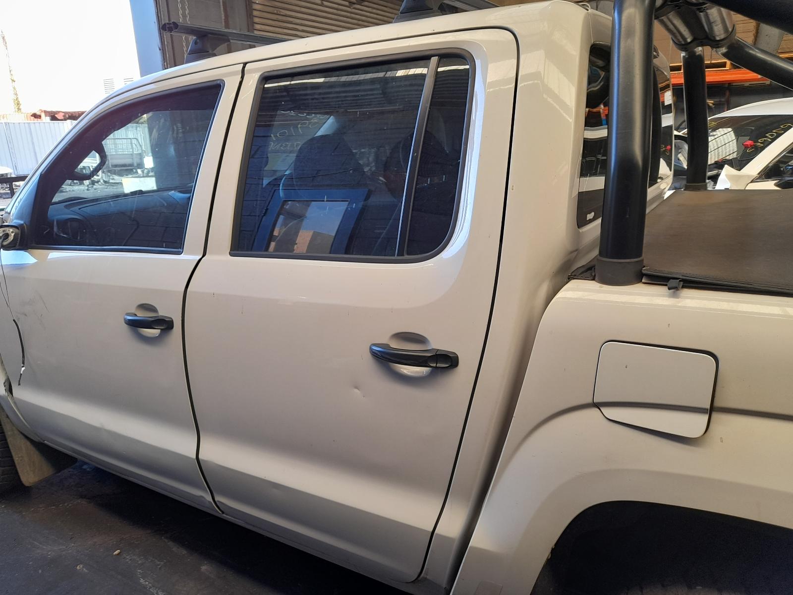 2015 Volkswagen Amarok Steering Column View Auto part Steering Column Volkswagen Amarok 2015