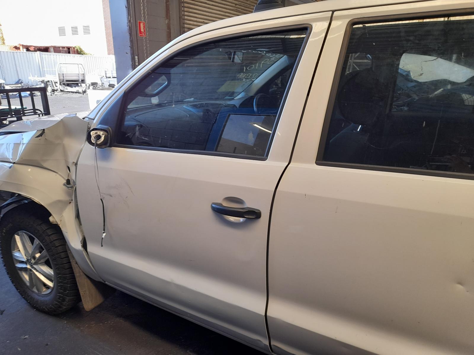 2015 Volkswagen Amarok Steering Column View Auto part Steering Column Volkswagen Amarok 2015