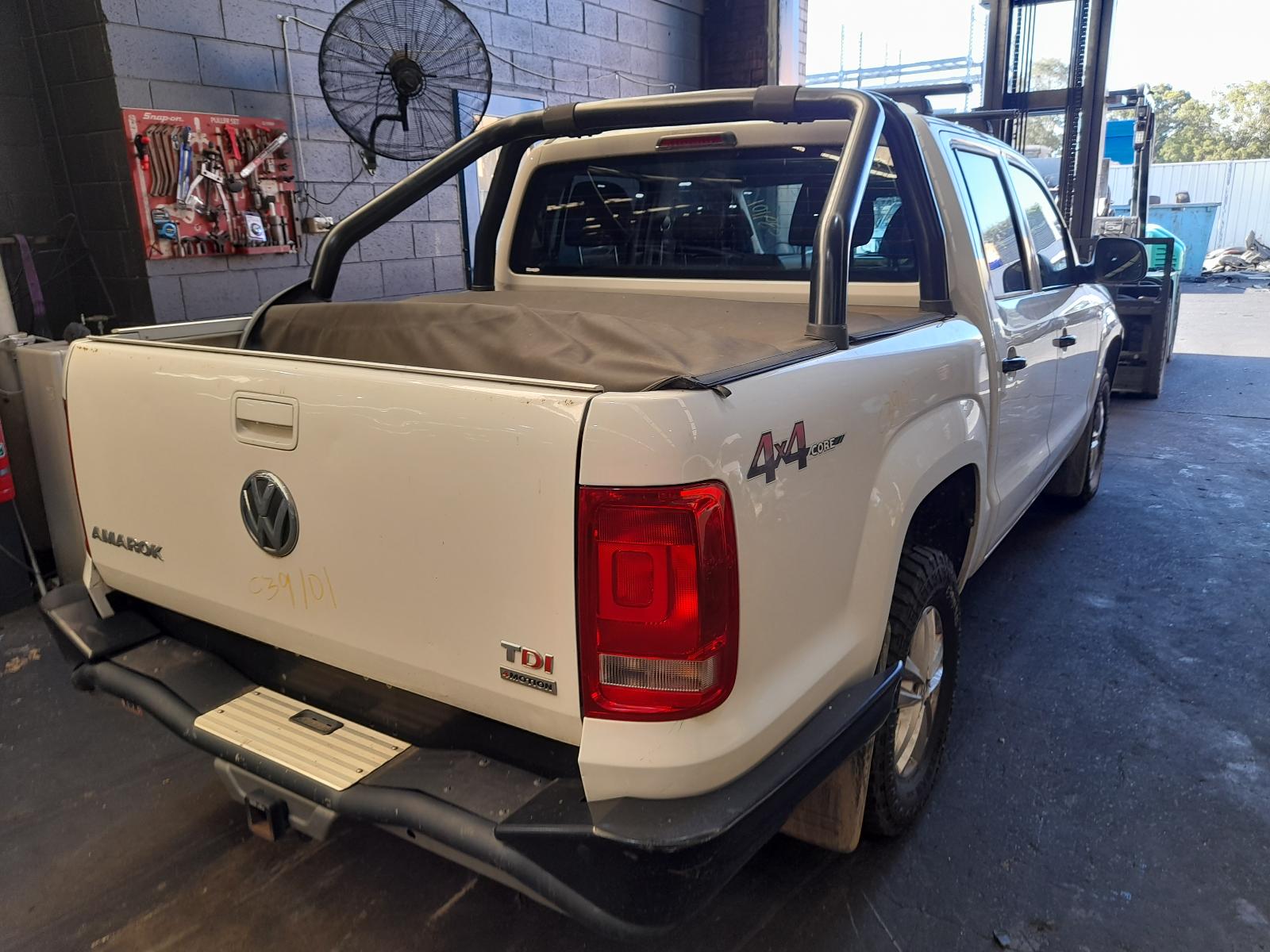 2015 Volkswagen Amarok Steering Column View Auto part Steering Column Volkswagen Amarok 2015