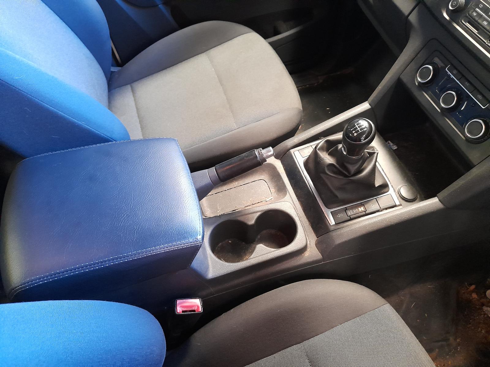 2015 Volkswagen Amarok Steering Column View Auto part Steering Column Volkswagen Amarok 2015