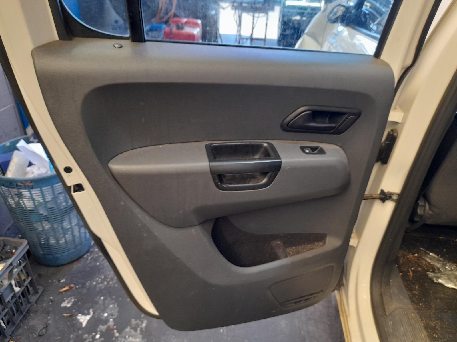 2015 Volkswagen Amarok Steering Column View Auto part Steering Column Volkswagen Amarok 2015