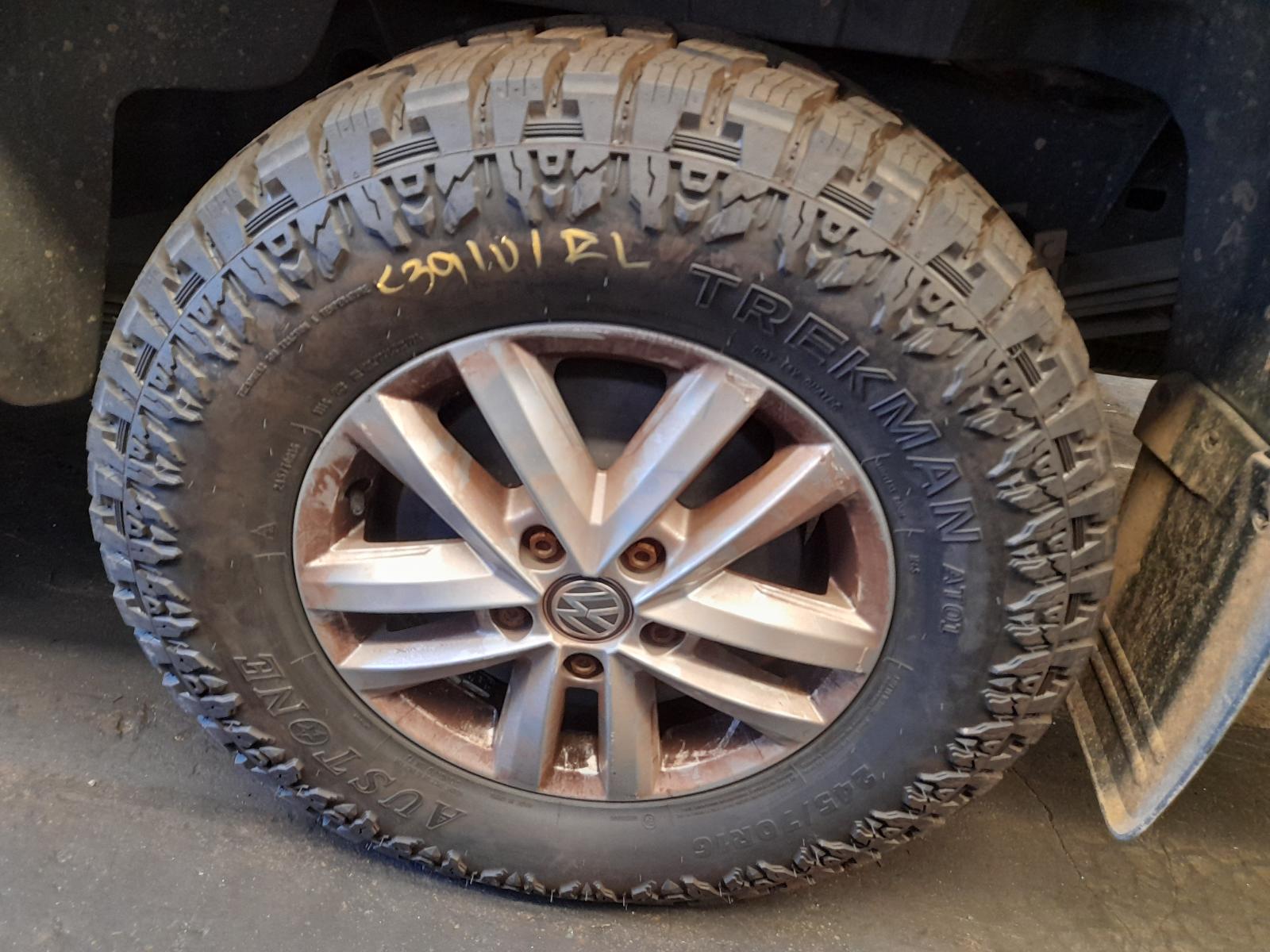 2015 Volkswagen Amarok Steering Column View Auto part Steering Column Volkswagen Amarok 2015