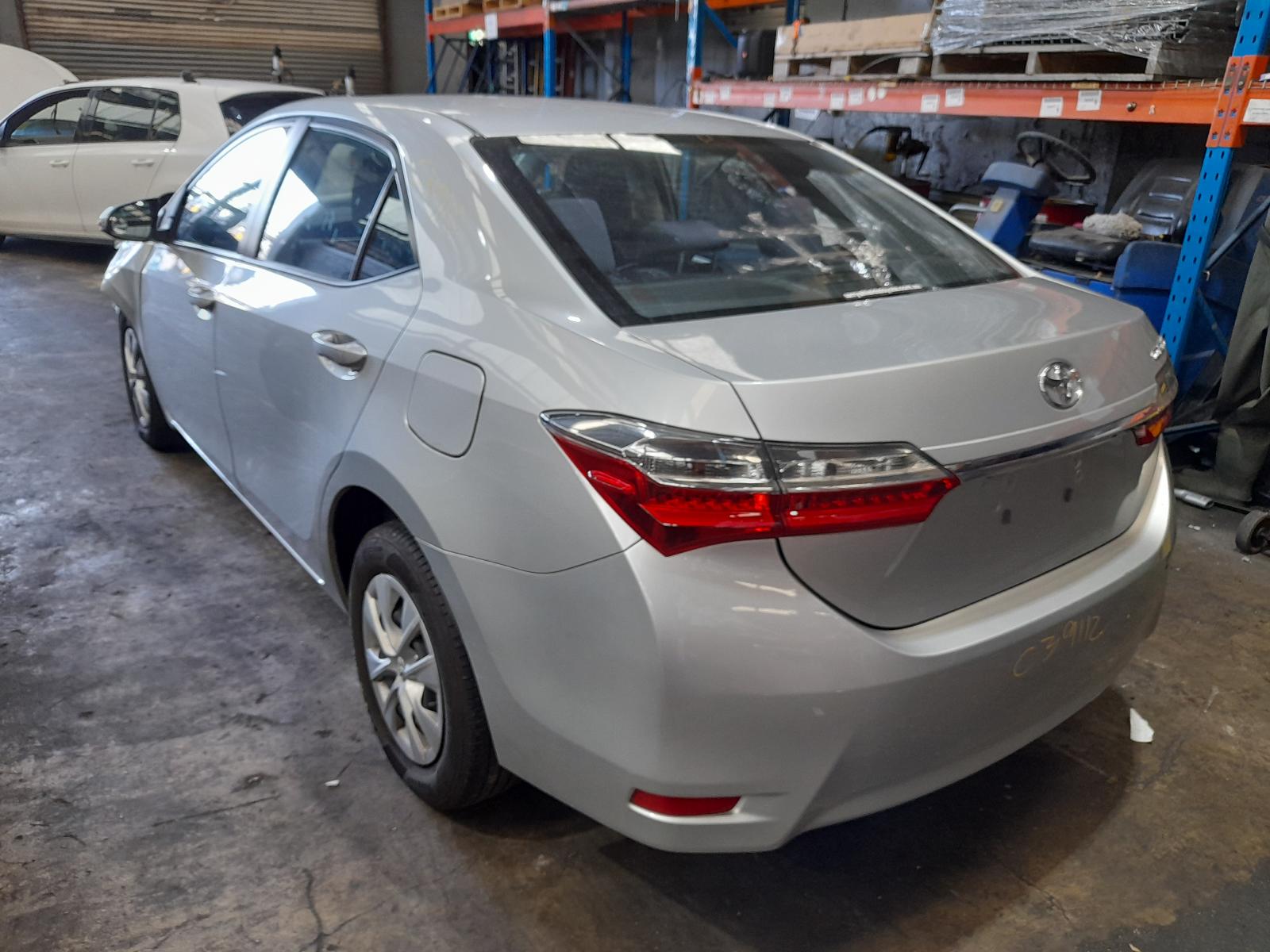 View Auto part Engine Toyota Corolla 2017