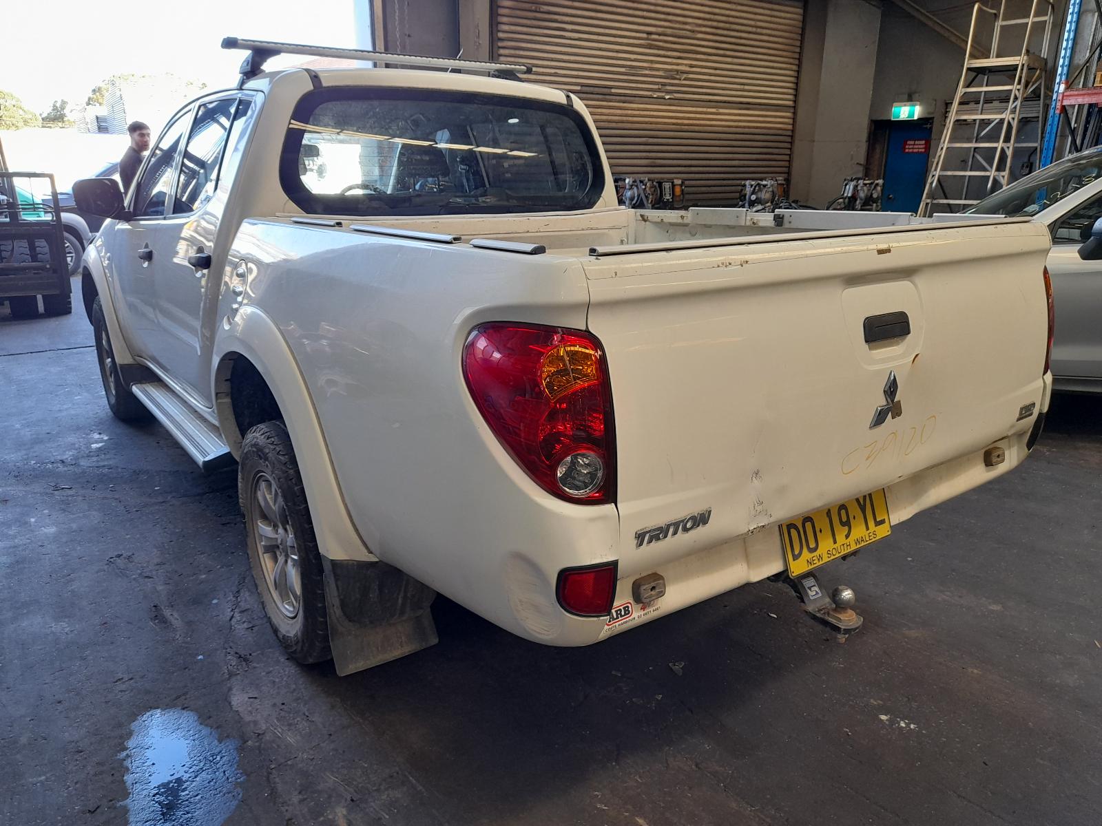 View Auto part Engine Mitsubishi Triton 2015