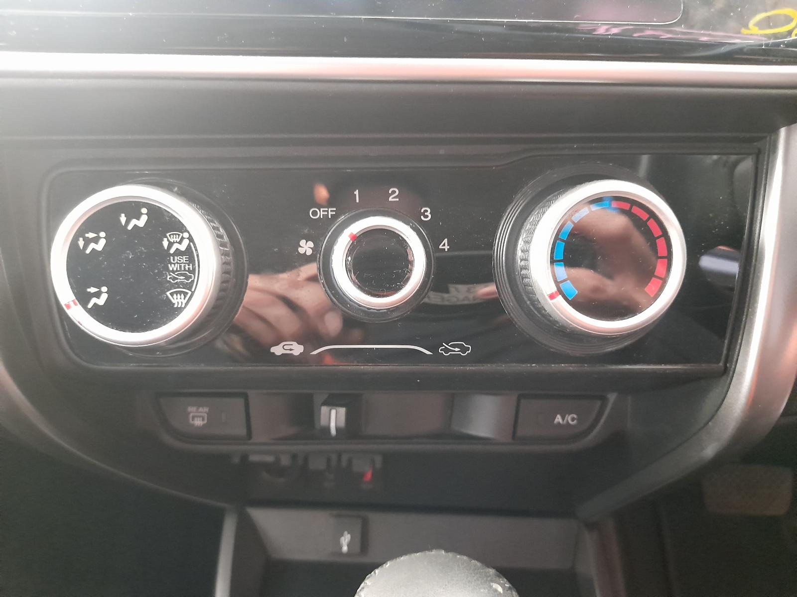 View Auto part Left Guard Honda City 2015