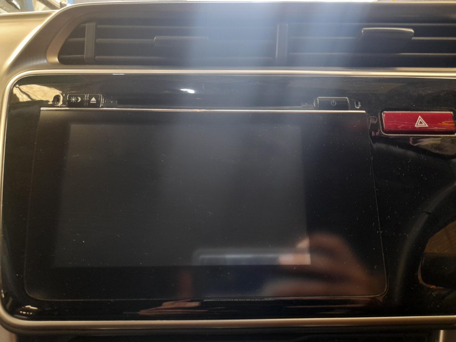 View Auto part Left Guard Honda City 2015