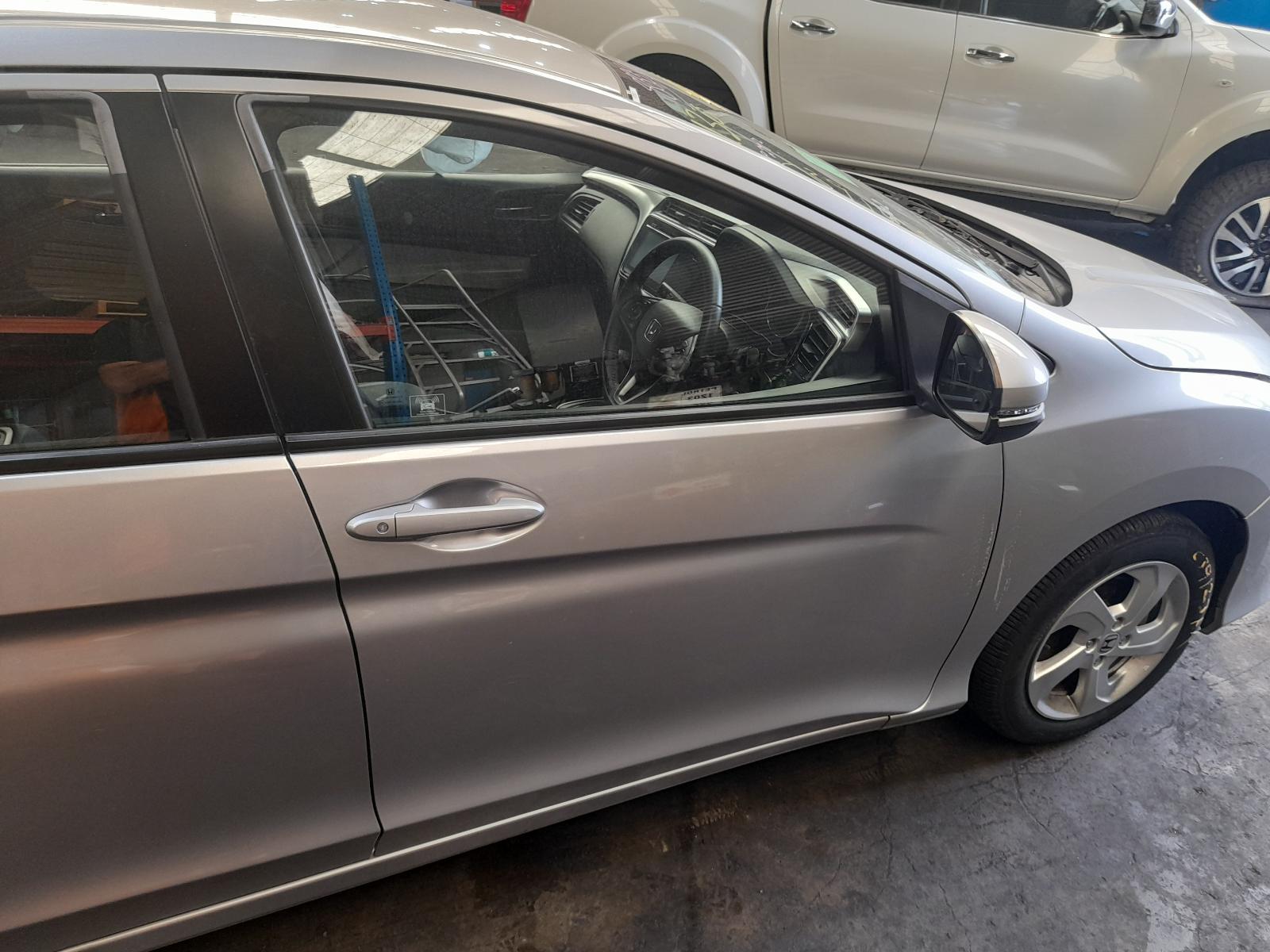 View Auto part Left Guard Honda City 2015