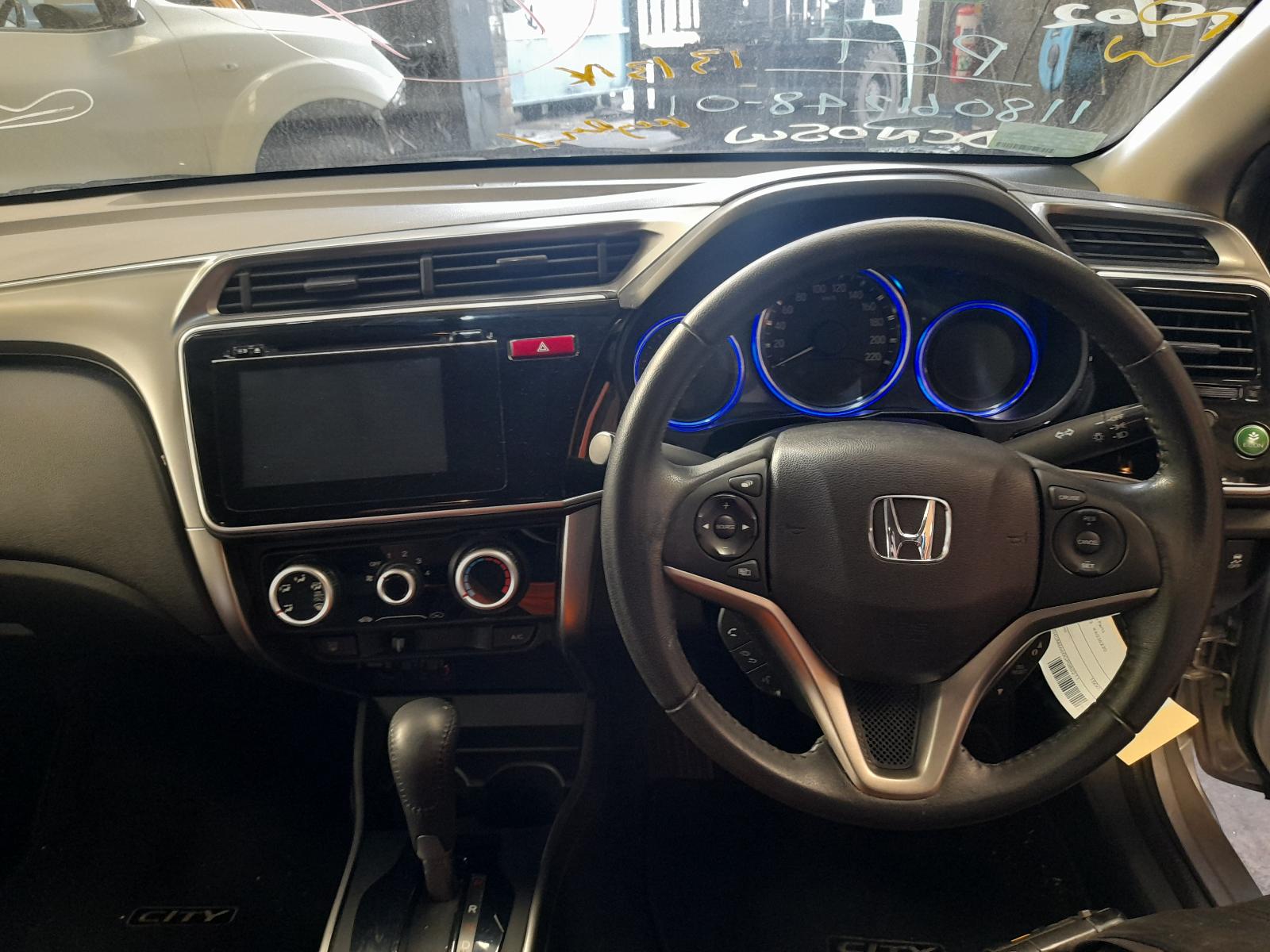 View Auto part Left Guard Honda City 2015