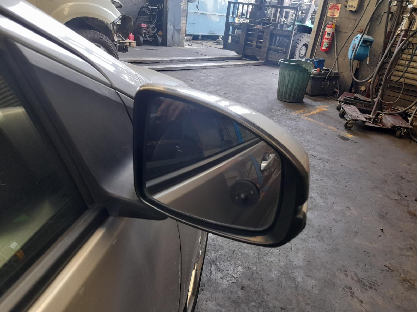 View Auto part Left Guard Honda City 2015