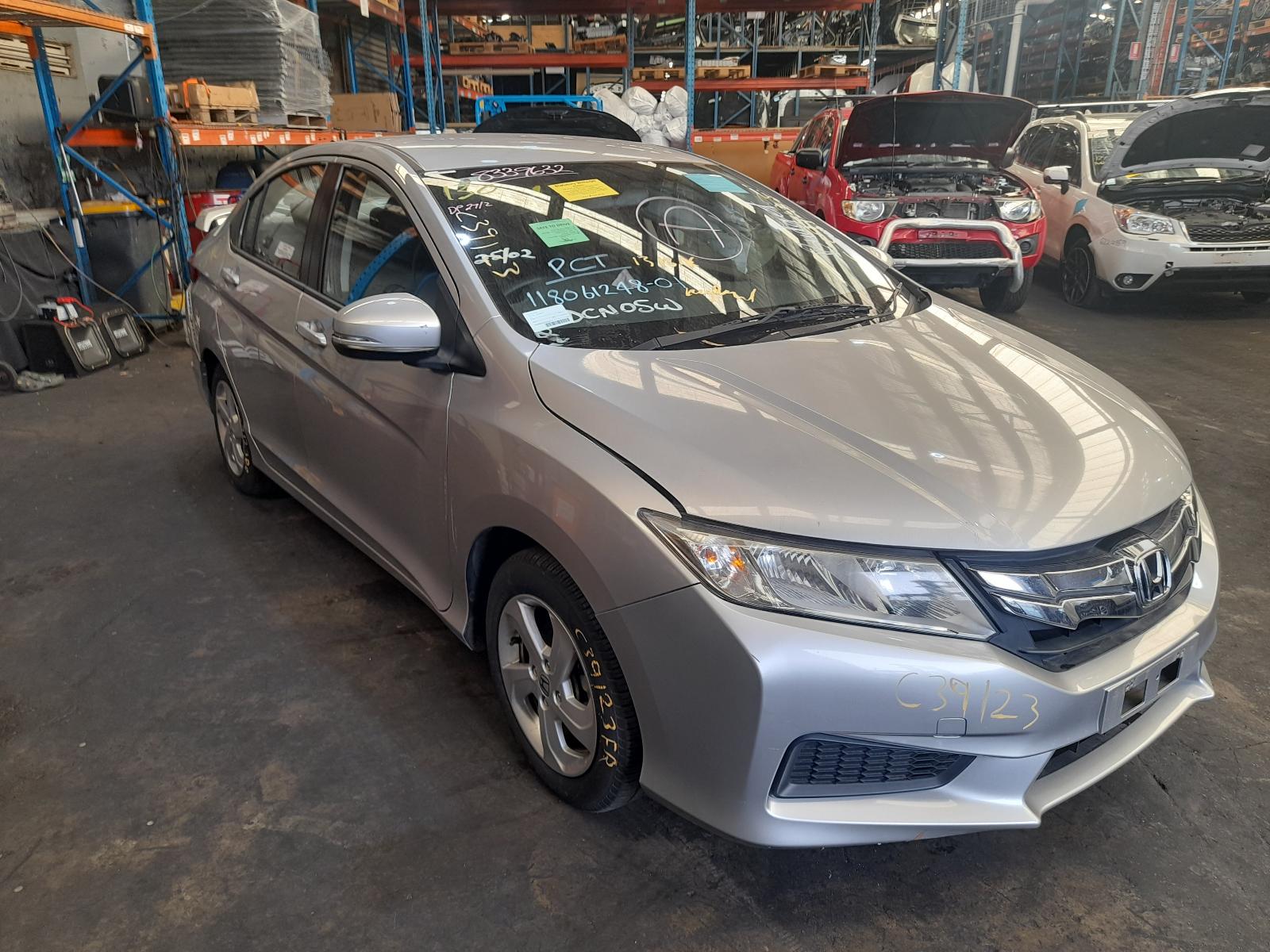 View Auto part Left Guard Honda City 2015
