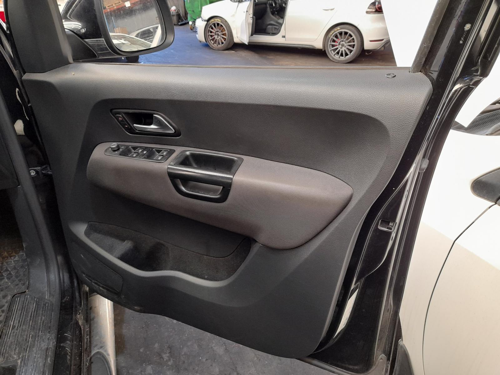 View Auto part Towbar Volkswagen Amarok 2019