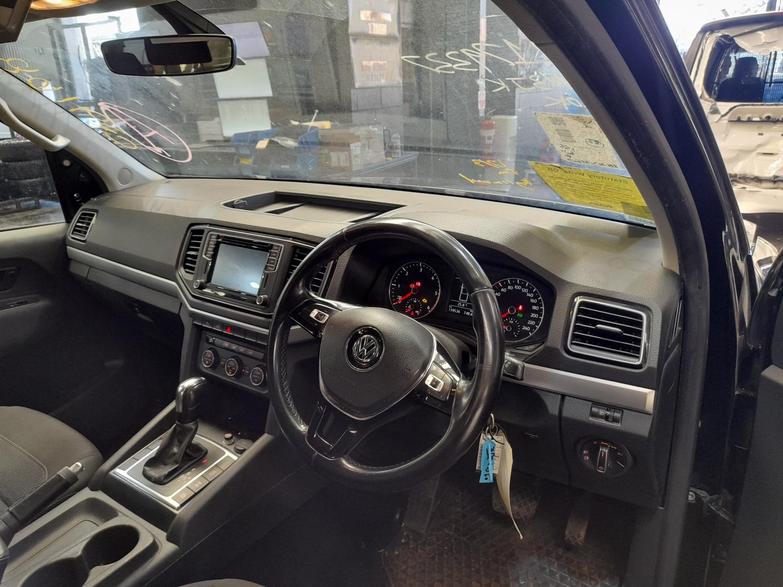 View Auto part Towbar Volkswagen Amarok 2019