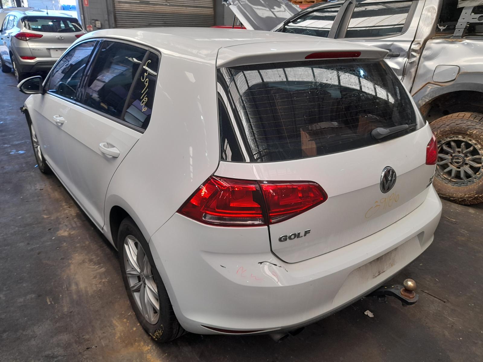 View Auto part Left Front Door Volkswagen Golf 2012