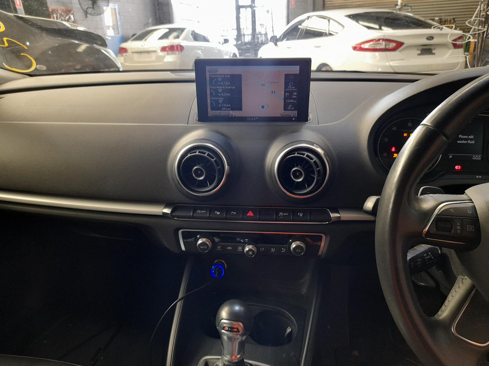 View Auto part Radio/Cd/Dvd/Sat/Tv Audi A3 2013