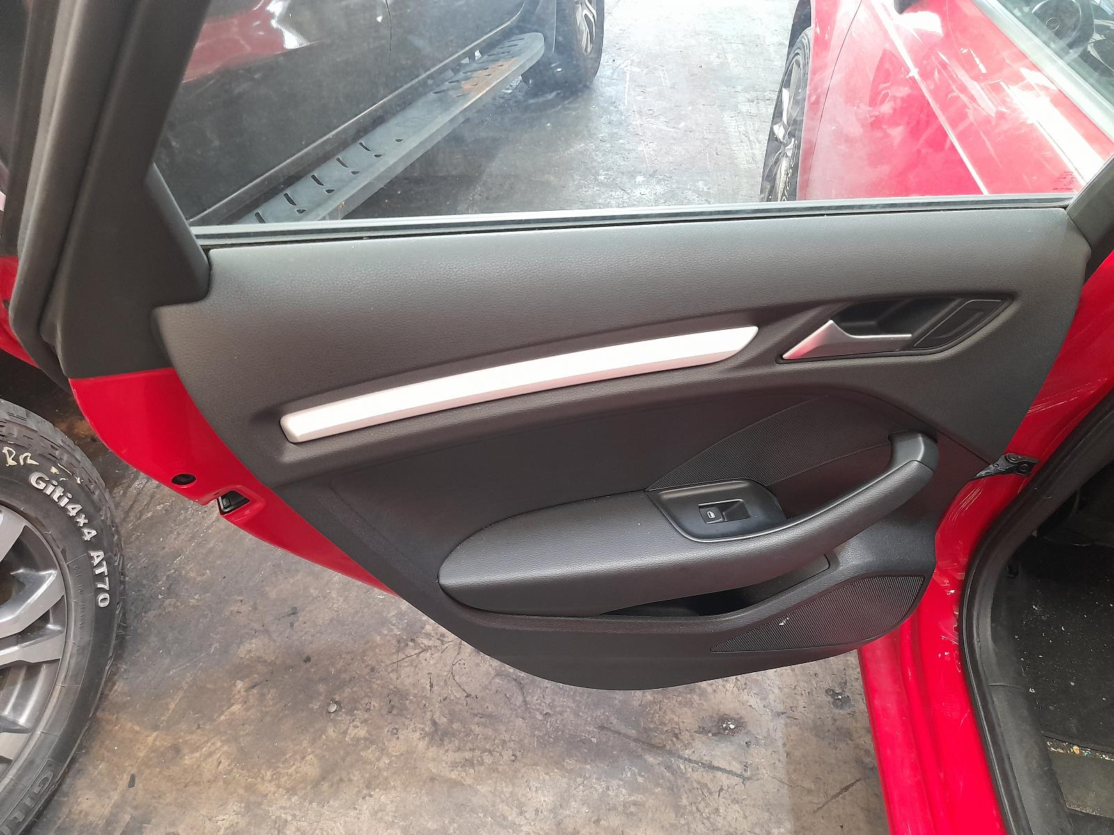 View Auto part Radio/Cd/Dvd/Sat/Tv Audi A3 2013