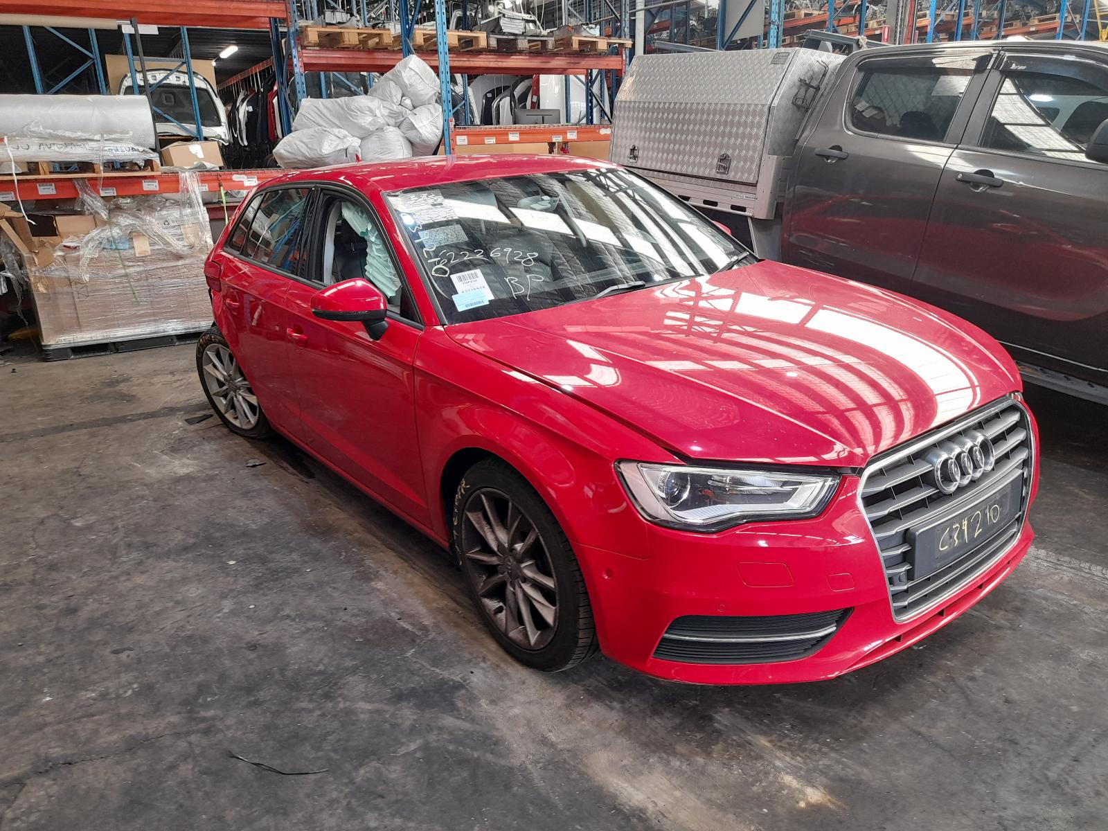 View Auto part Radio/Cd/Dvd/Sat/Tv Audi A3 2013