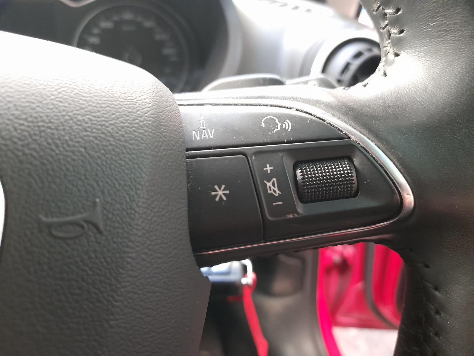 View Auto part Radio/Cd/Dvd/Sat/Tv Audi A3 2013