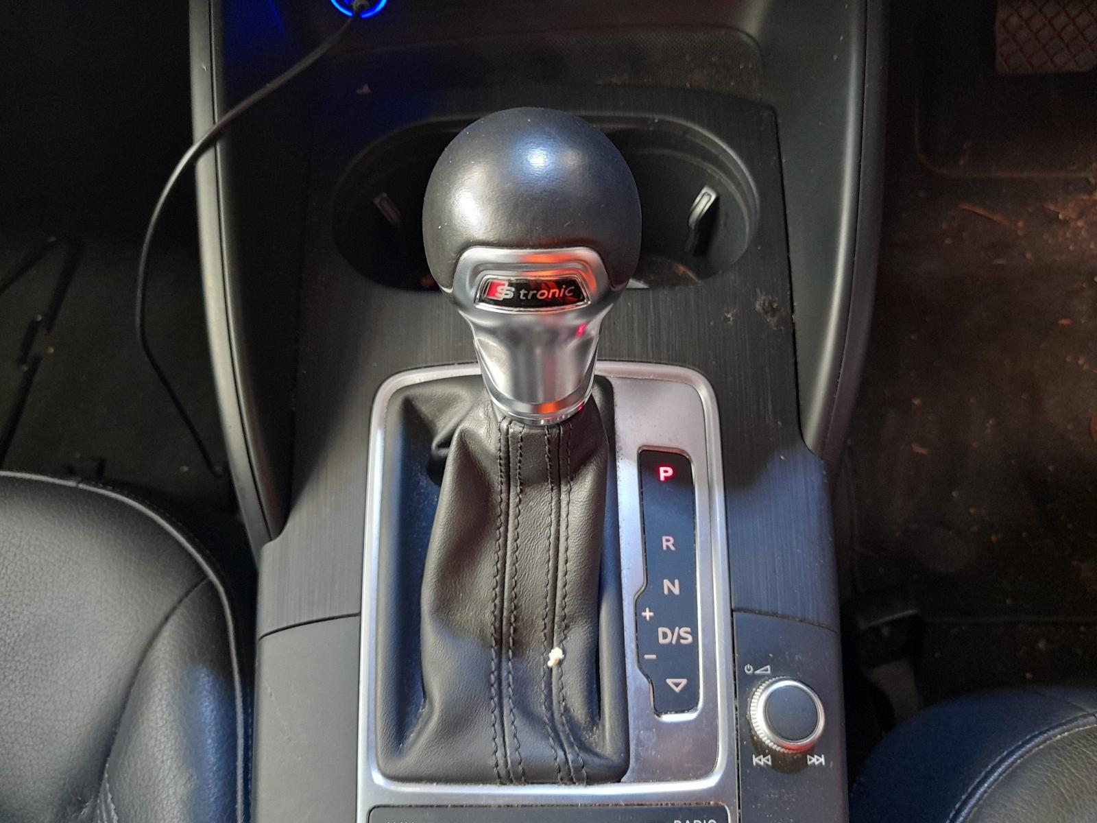 View Auto part Radio/Cd/Dvd/Sat/Tv Audi A3 2013