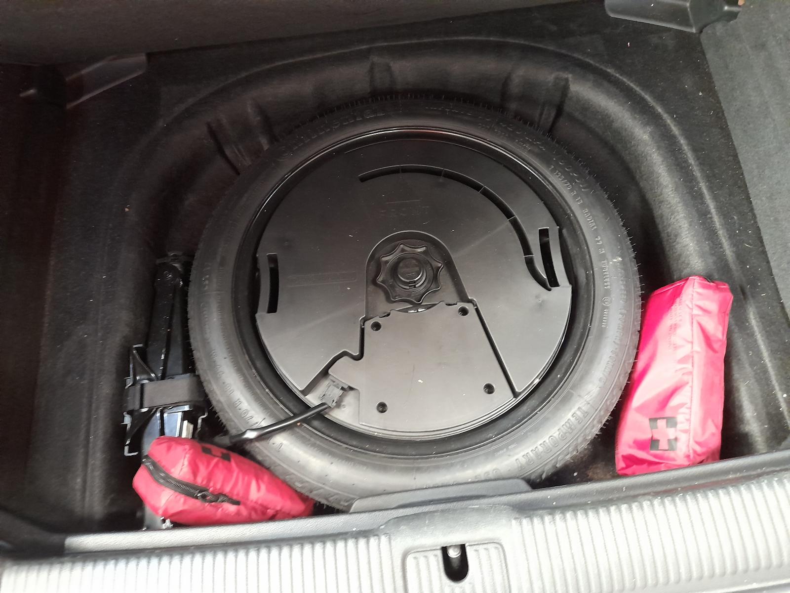 View Auto part Radio/Cd/Dvd/Sat/Tv Audi A3 2013