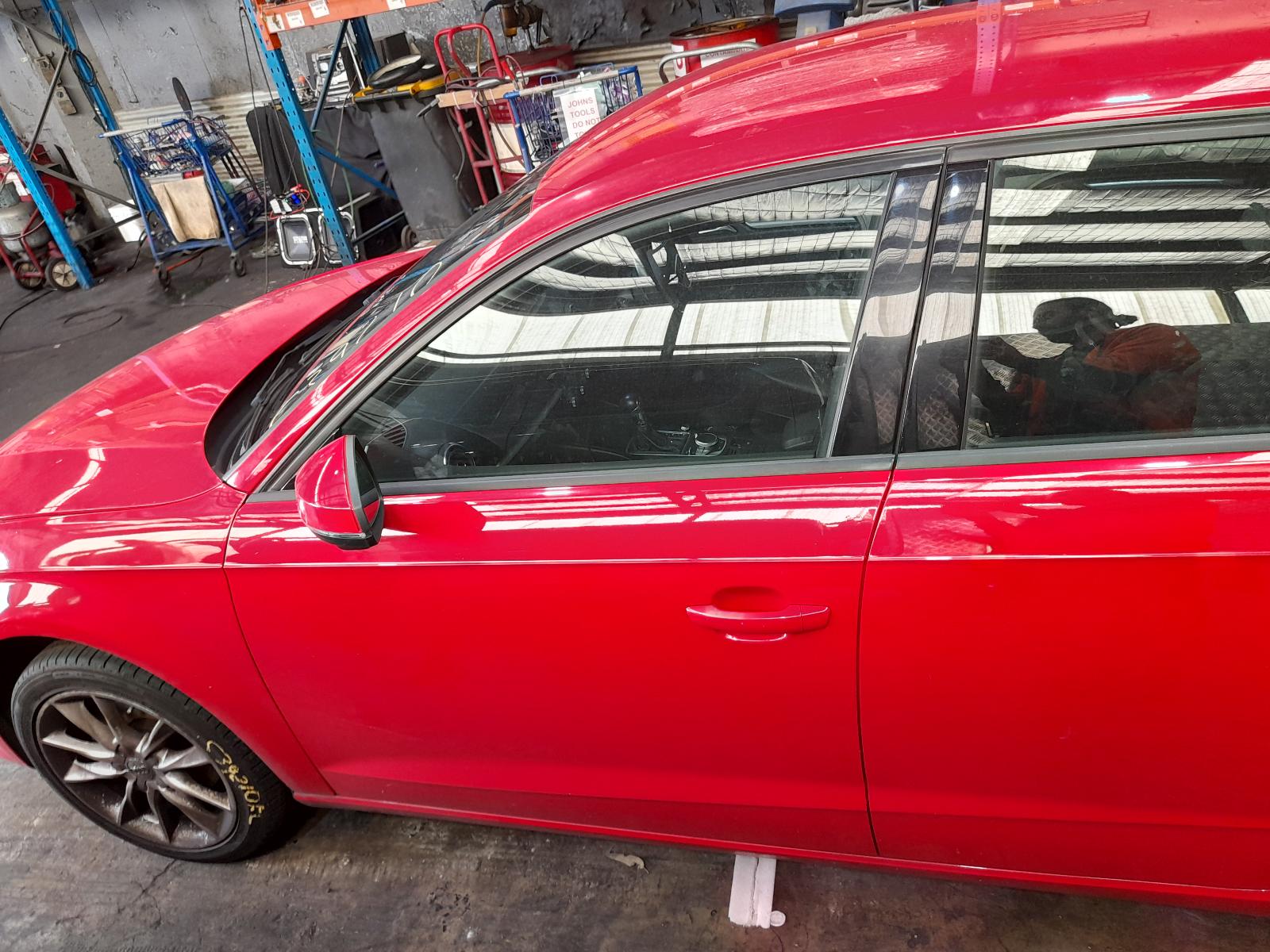 View Auto part Radio/Cd/Dvd/Sat/Tv Audi A3 2013