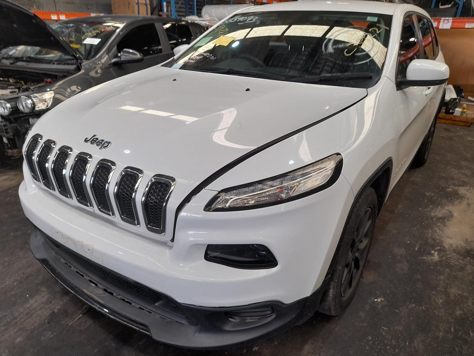 View Auto part F/Bar Reinforc/Brack Jeep Cherokee 2014