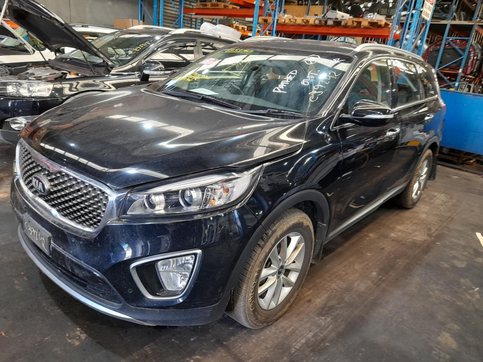 View Auto part Alternator Kia Sorento 2015