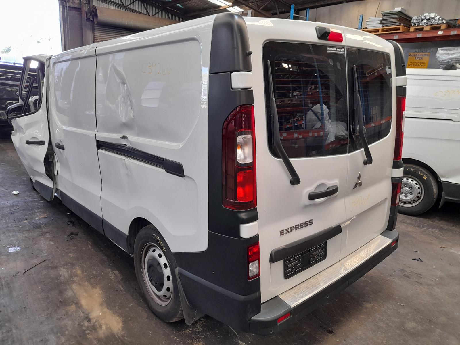 View Auto part Particulate Filter/Dpf Mitsubishi Express 2021