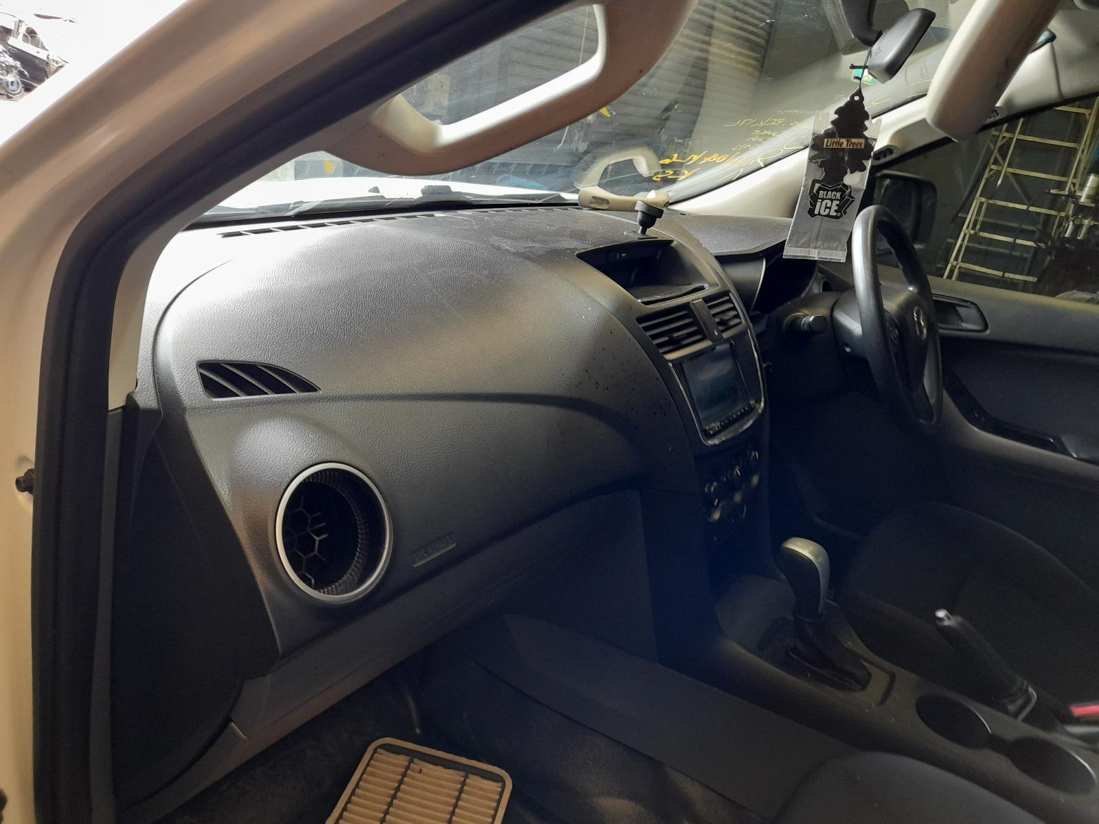 View Auto part Pwr Dr Wind Switch Mazda Bt50 2019