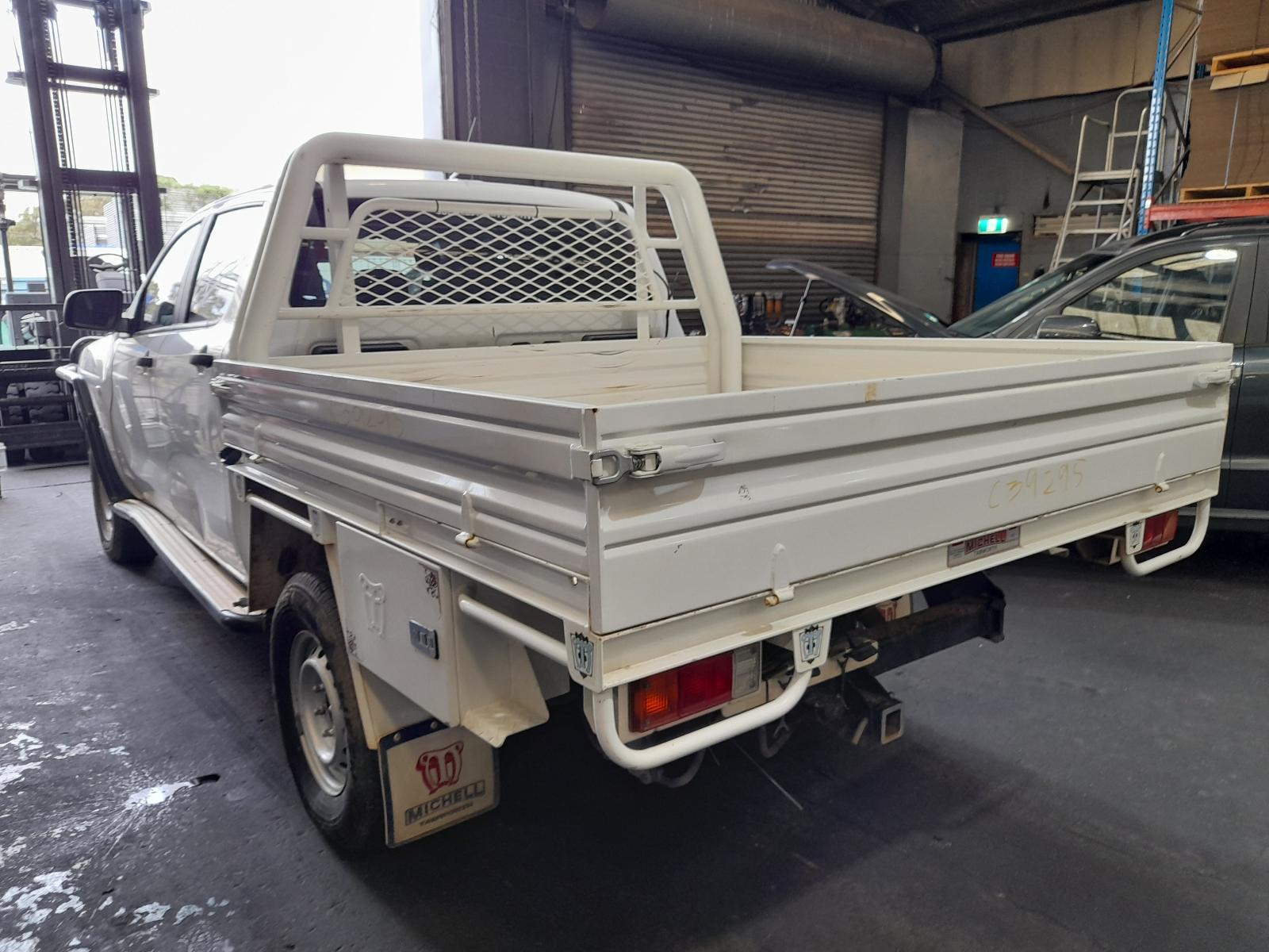 View Auto part Pwr Dr Wind Switch Mazda Bt50 2019