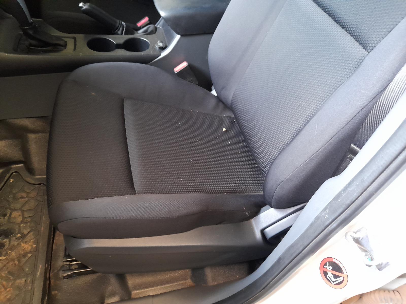 View Auto part Pwr Dr Wind Switch Mazda Bt50 2019