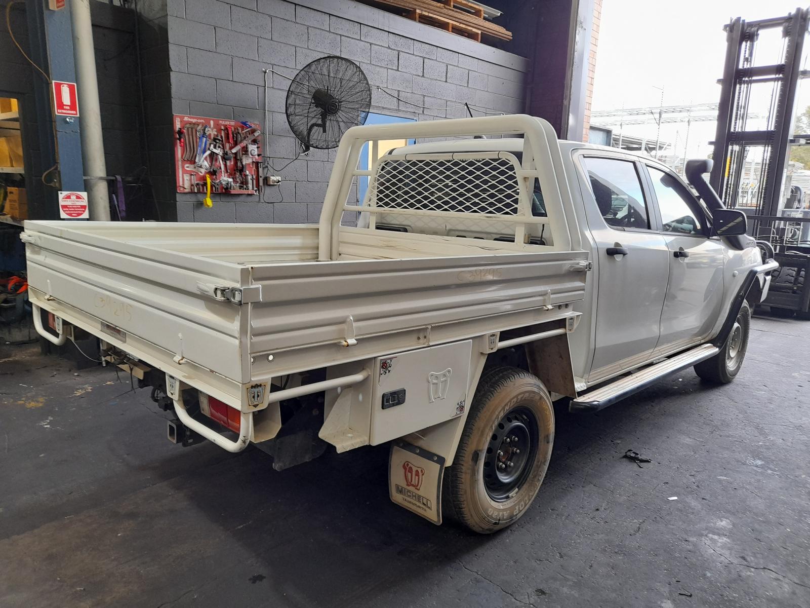 View Auto part Pwr Dr Wind Switch Mazda Bt50 2019
