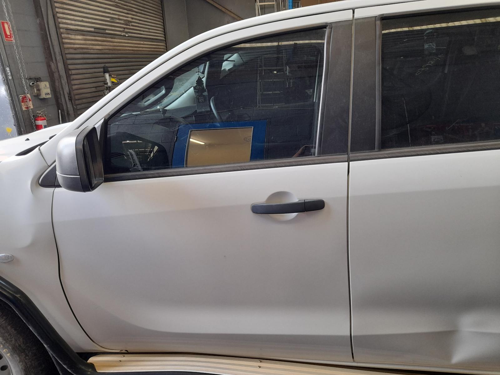 View Auto part Pwr Dr Wind Switch Mazda Bt50 2019