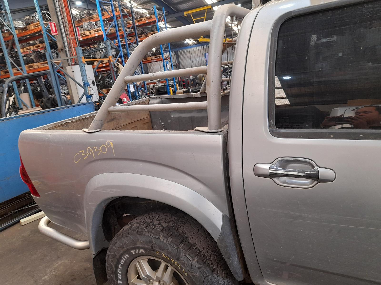 View Auto part Seatbelt/Stalk Isuzu Dmax 2011