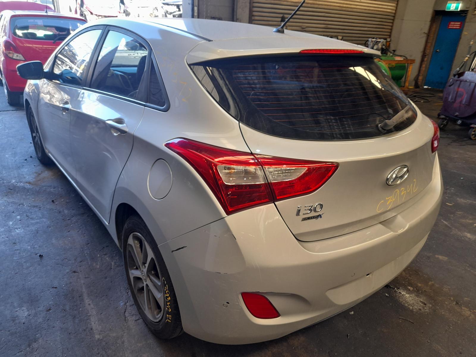 View Auto part Trans/Gearbox Hyundai I30 2016