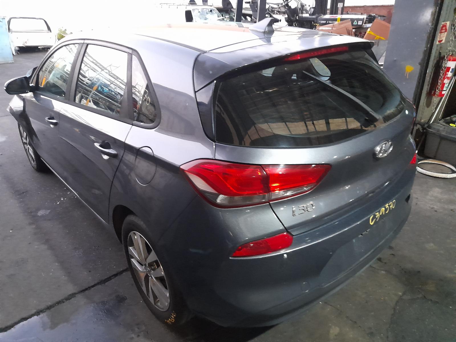 View Auto part Right Rear Wnd Reg/Motor Hyundai I30 2018