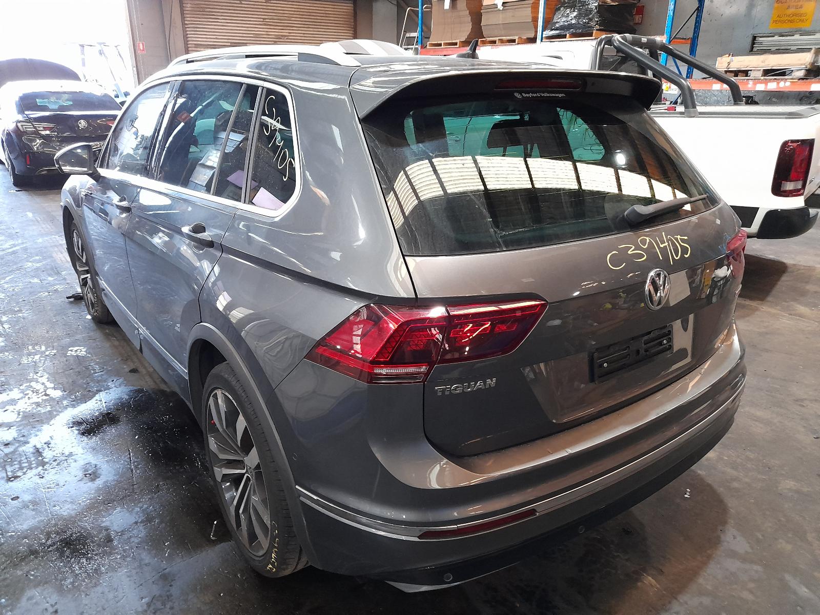 View Auto part Door/Boot/Gate Lock Volkswagen Tiguan 2018